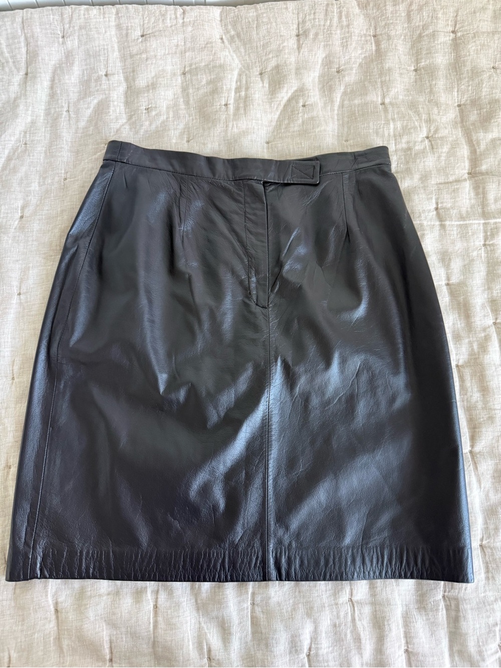 Vintage Apostrophe Chocolate Brown 100% Leather Skirt Size 12 Midi GUC